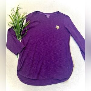 Tommy Bahama Minnesota Vikings Embroidered Long Sleeve Top - Medium